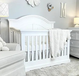 Great Lakes Curved Convertible Crib