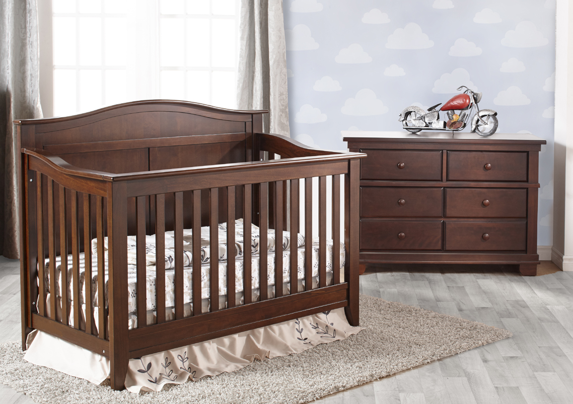 Torino Napoli Curved Convertible Crib + Dresser Bundle