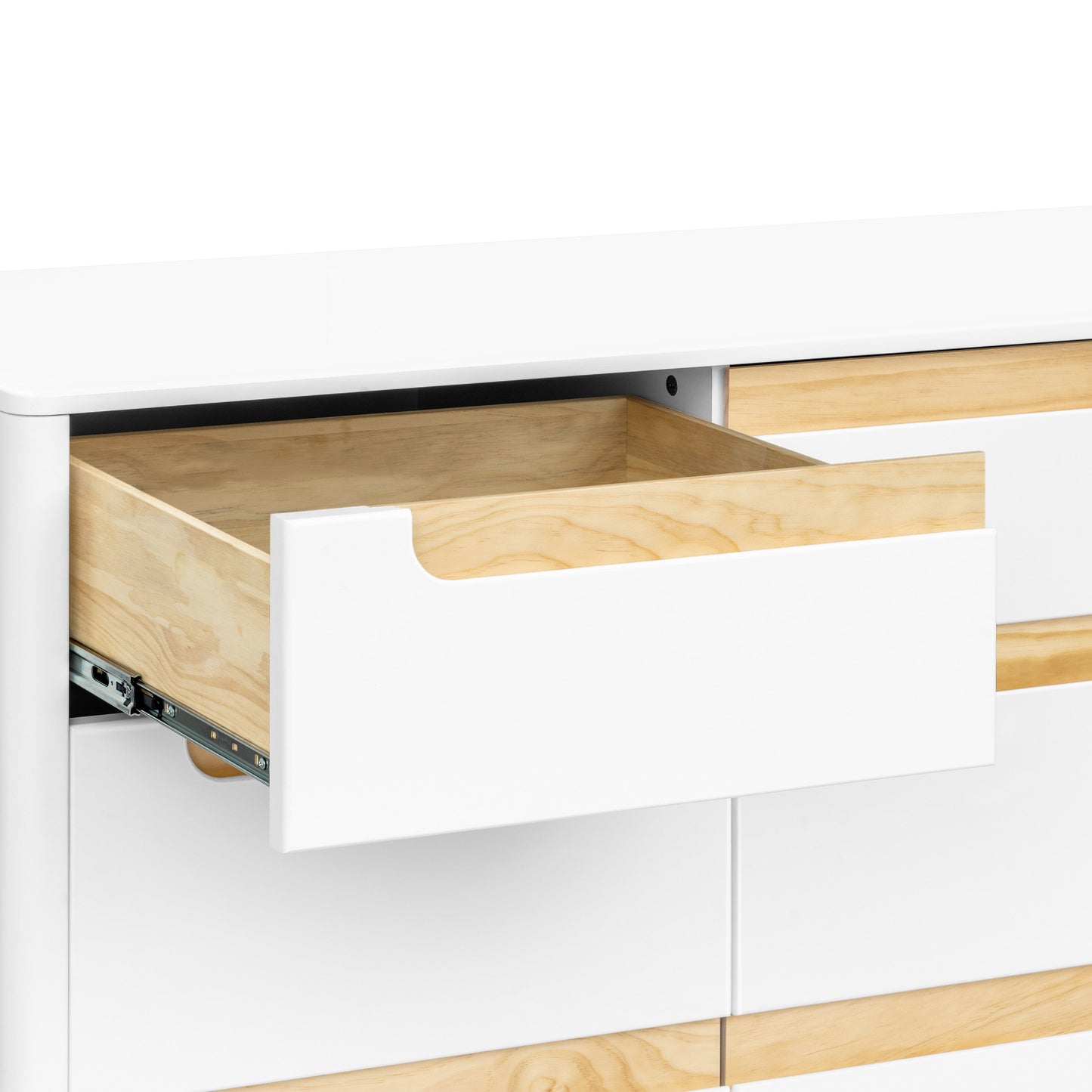 M23428WN,Yuzu 9-Drawer Dresser  Assembled in White/Natural