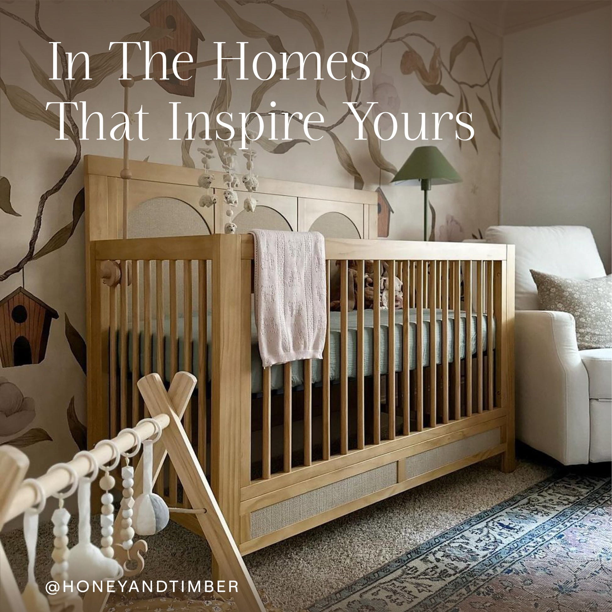 M24801HYPSEW,Eloise 4-in-1 Convertible Crib in Honey & Performance Sand Eco-Weave