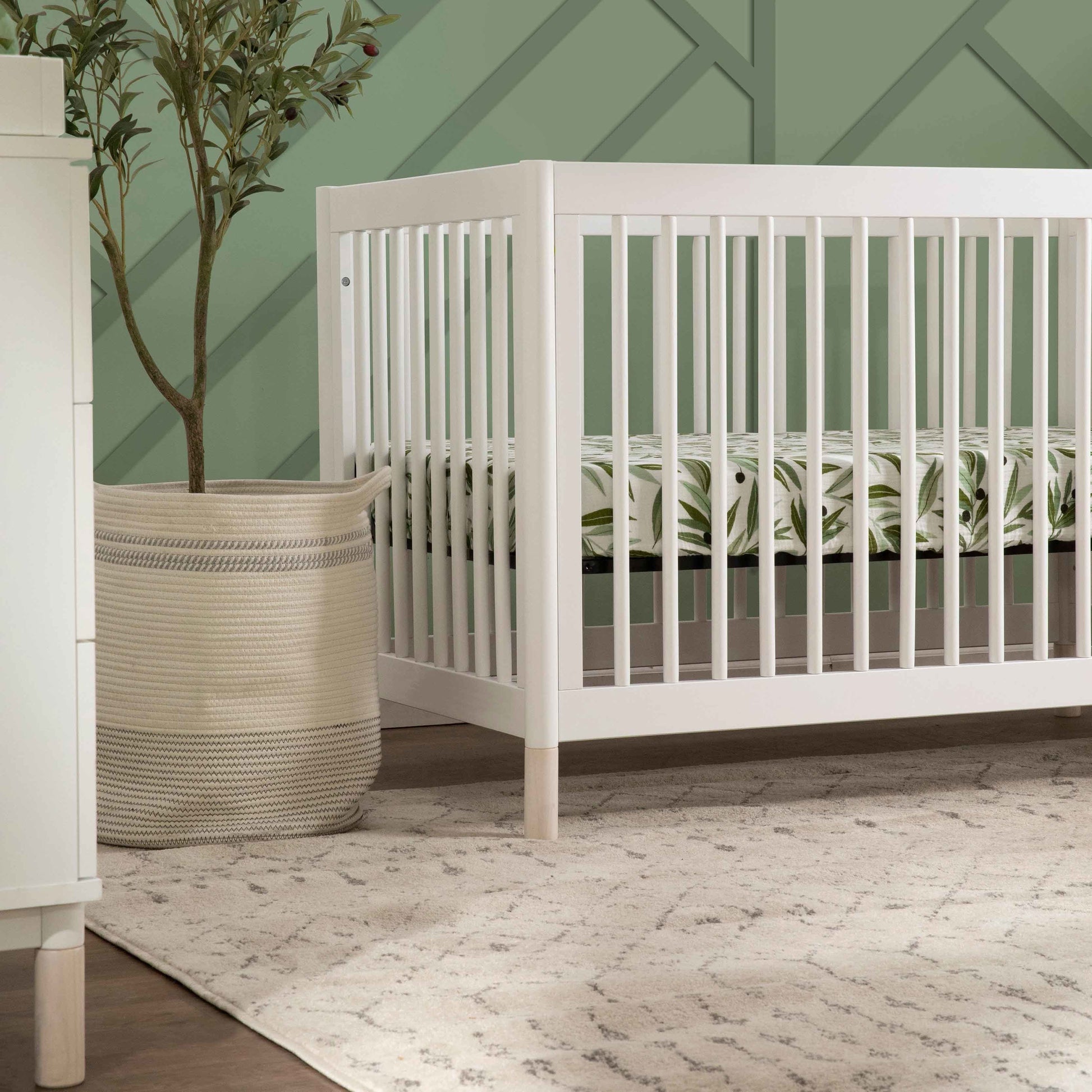 M12901WNX,Gelato 4-in-1 Convertible Crib w/Toddler Conversion Kit in White  NX Feet
