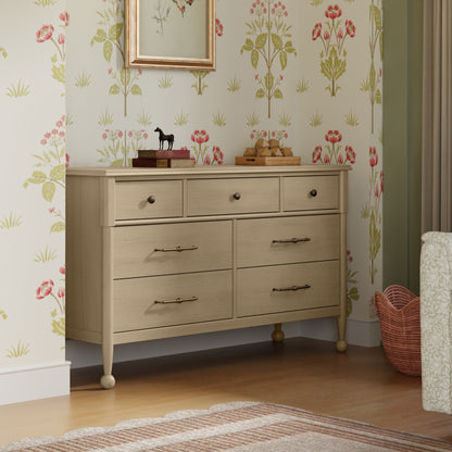 M31416WP,Alouette 7-Drawer Assembled Dresser in Washed Pine