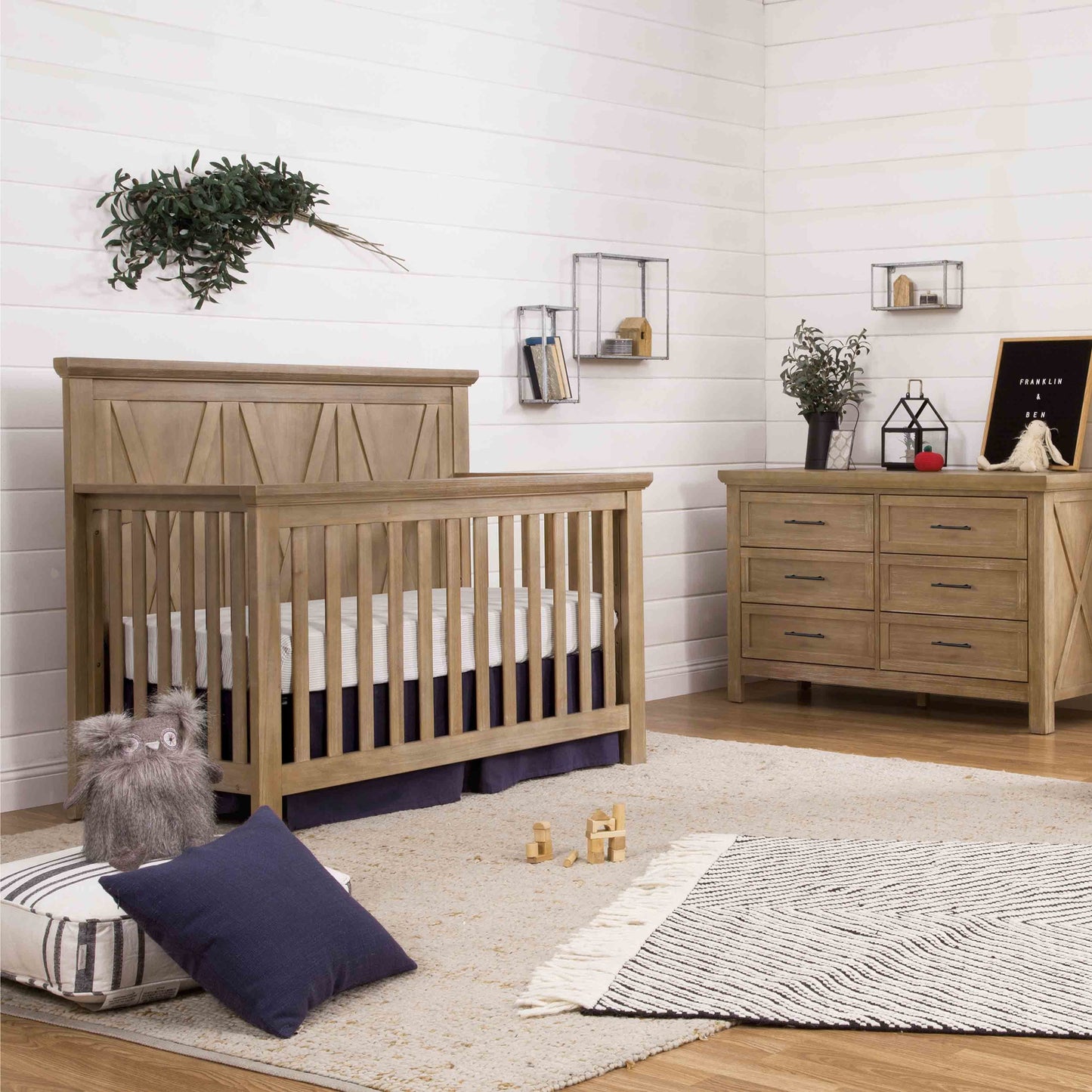 B14501DF,Emory Farmhouse 4-in-1 Convertible Crib in Driftwood