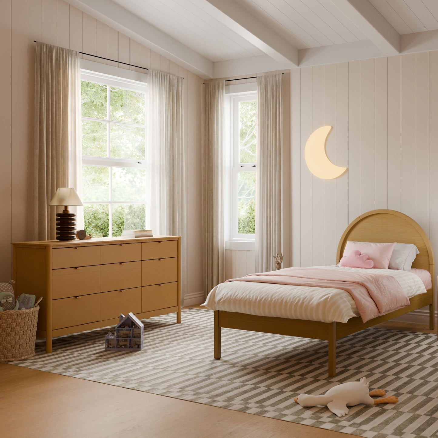 M25928HY,Bondi 9-Drawer Assembled Dresser in Honey