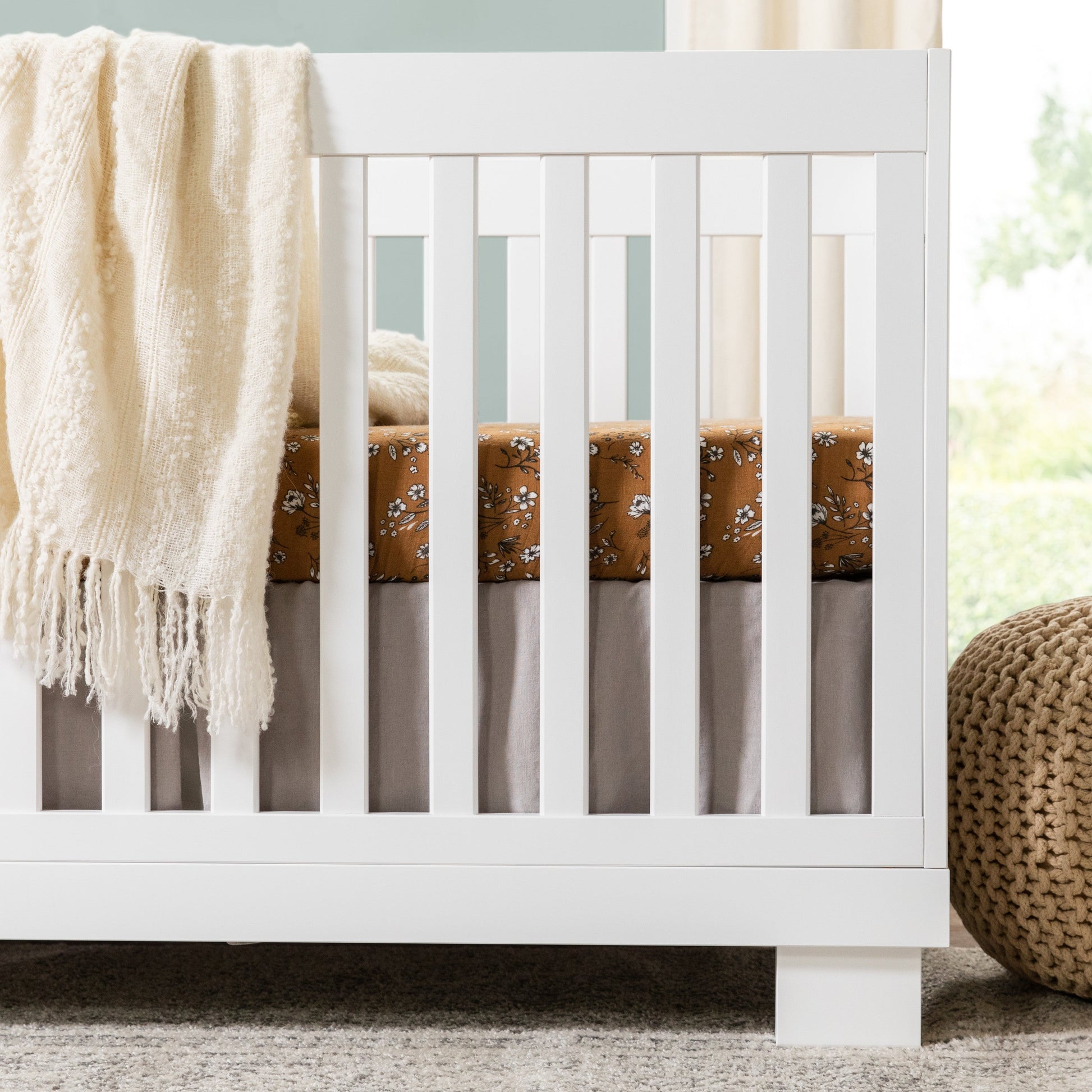 M6701W,Modo 3-in-1 Convertible Crib w/Toddler Bed Conversion Kit in White Finish