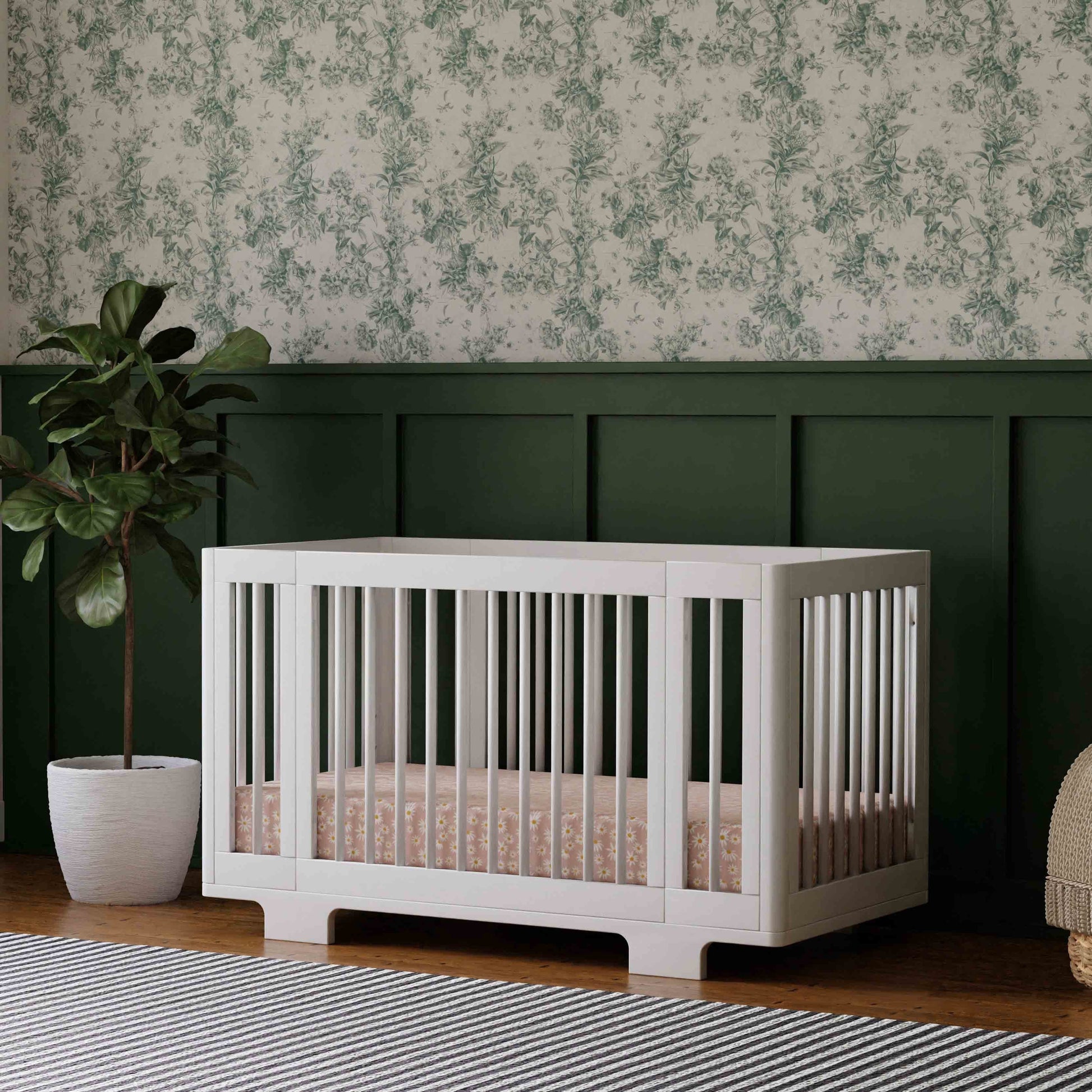 M23401W,Yuzu 8-in-1 Convertible Crib w/All-Stages Conversion Kits in White