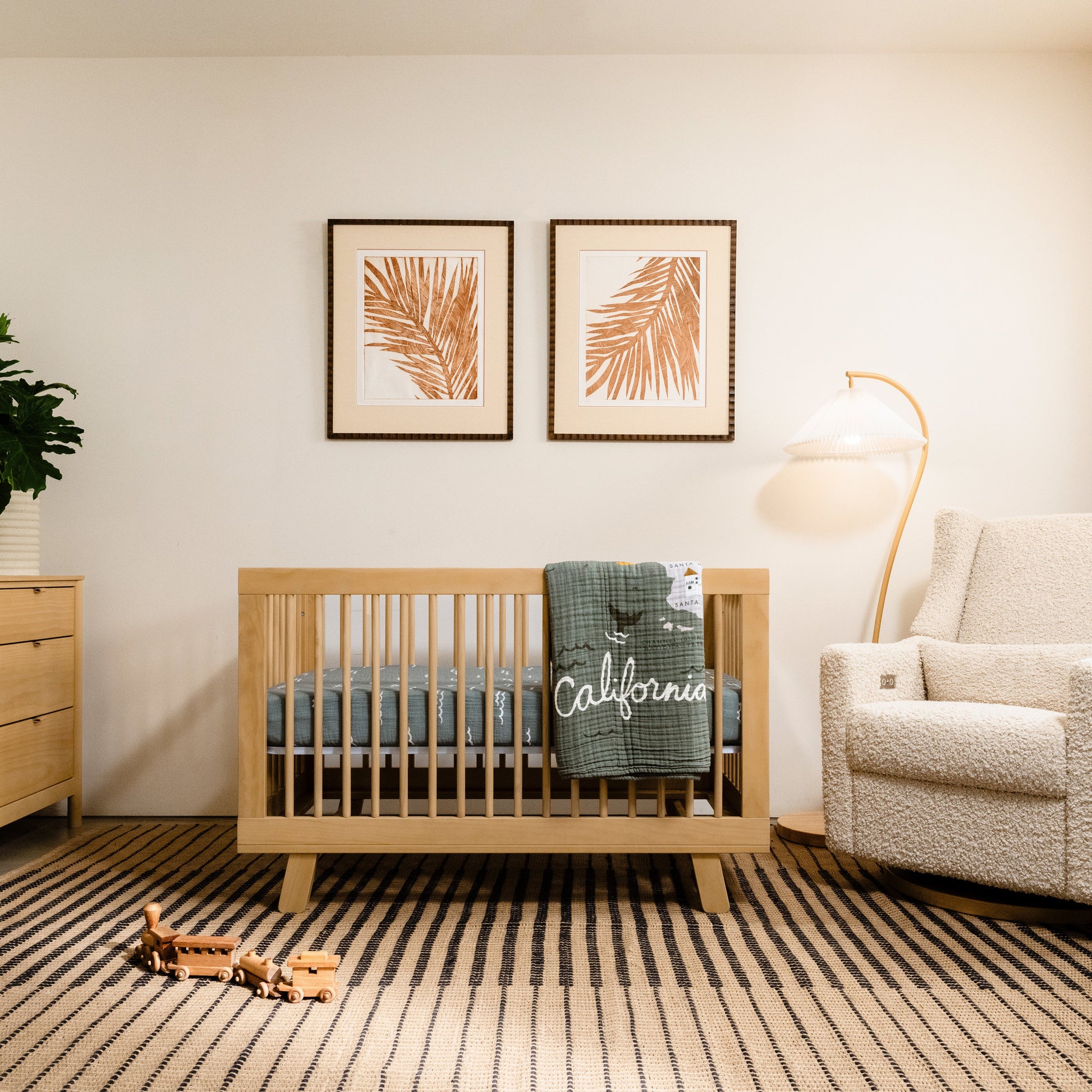 M4201HY,Hudson 3-in-1 Convertible Crib w/Toddler Bed Conversion Kit in Honey Finish