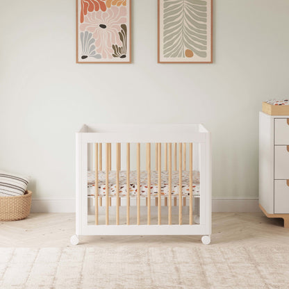 M23401WN,Yuzu 8-in-1 Convertible Crib w/All-Stages Conversion Kits in White/Natural