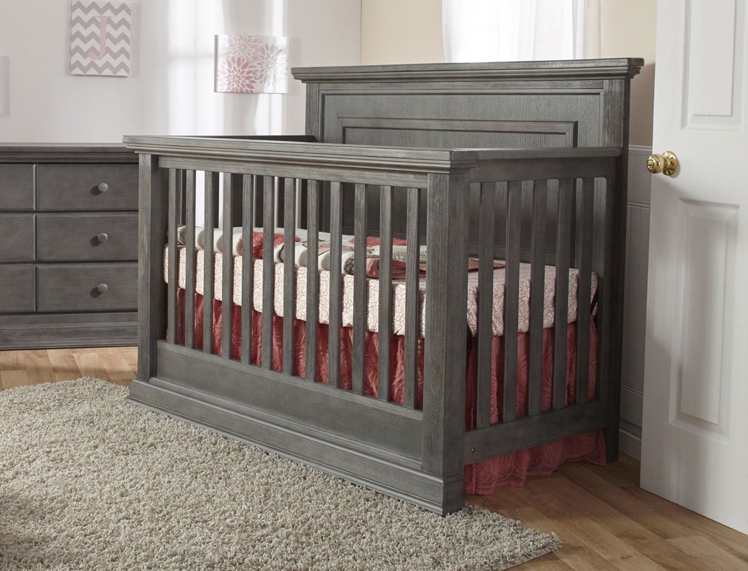 Modena Convertible Crib + Dresser Bundle