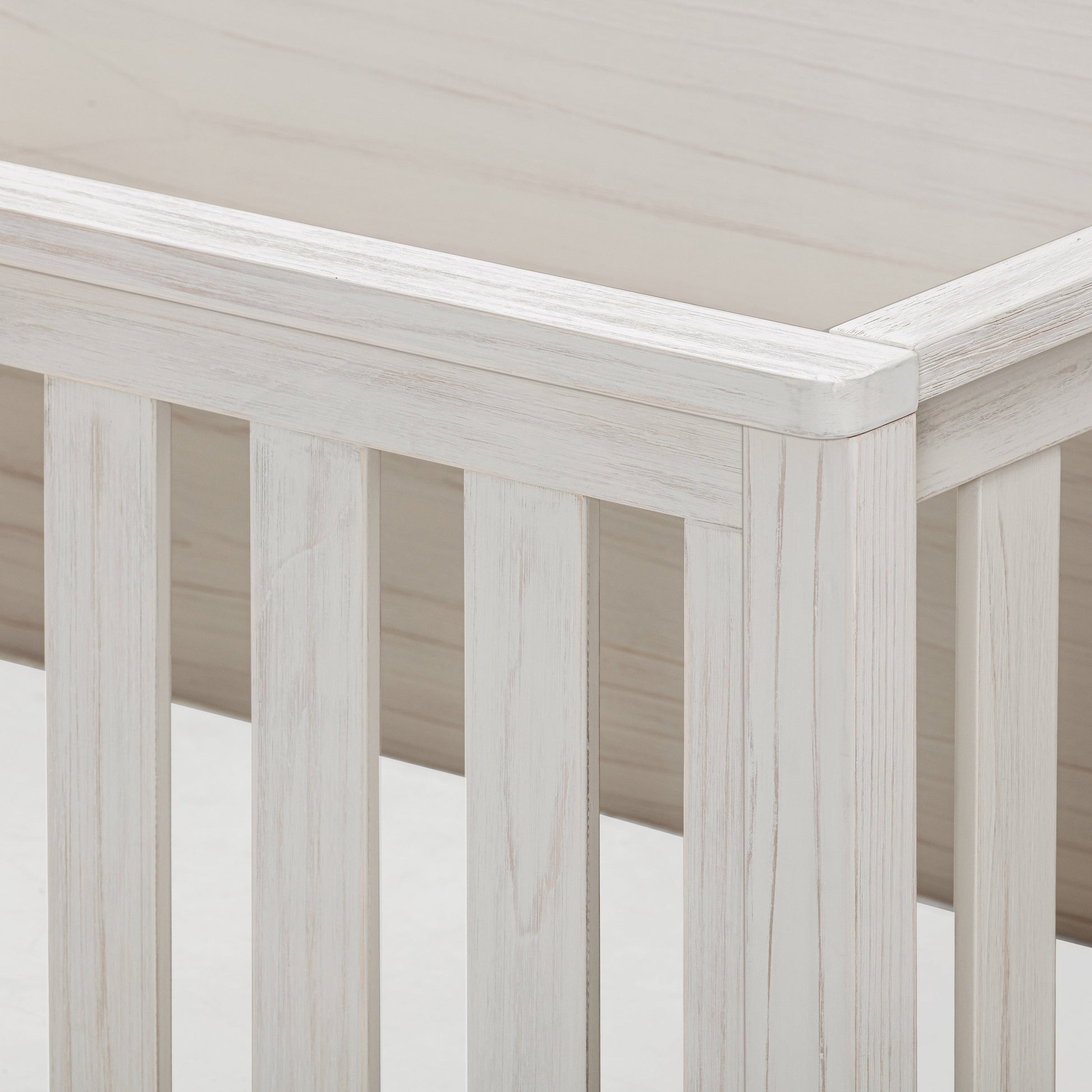 B26401WDF,Hemsted 4-in-1 Convertible Crib in White Driftwood