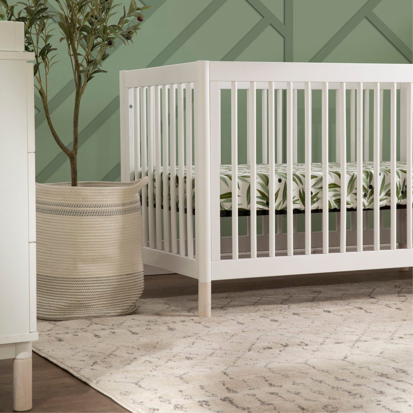 M12901WNX,Gelato 4-in-1 Convertible Crib w/Toddler Conversion Kit in White  NX Feet