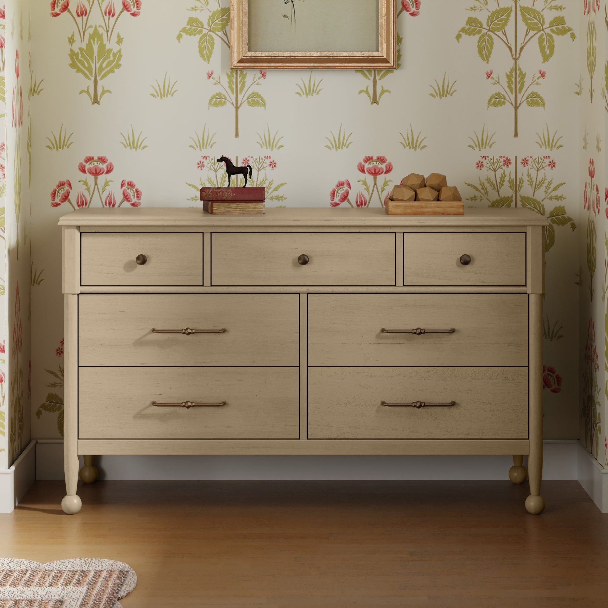 M31416WP,Alouette 7-Drawer Assembled Dresser in Washed Pine