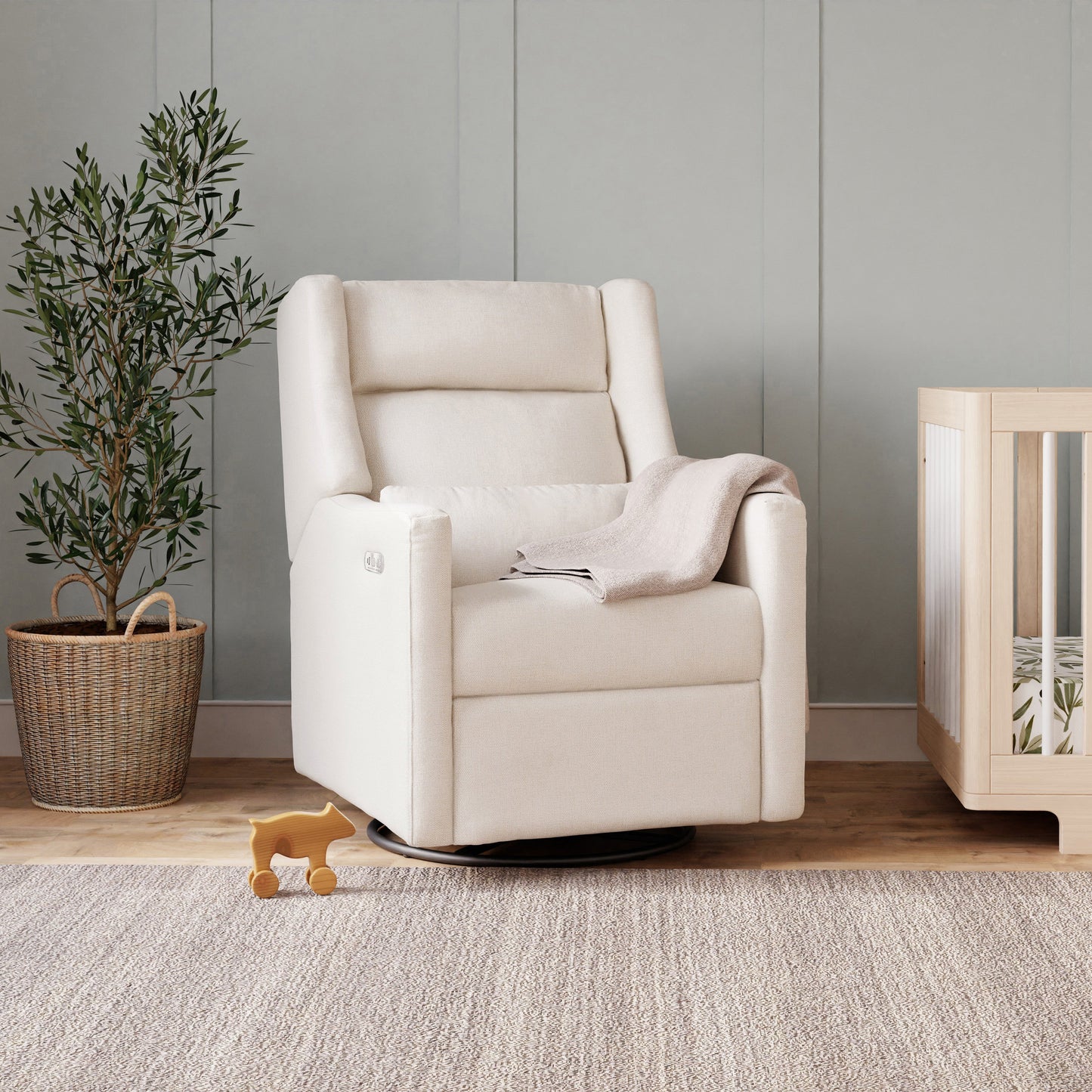 M11286PCMEW,Kiwi Plus Power Glider Recliner w/ Power Headrest in Performance Cream Eco-Weave
