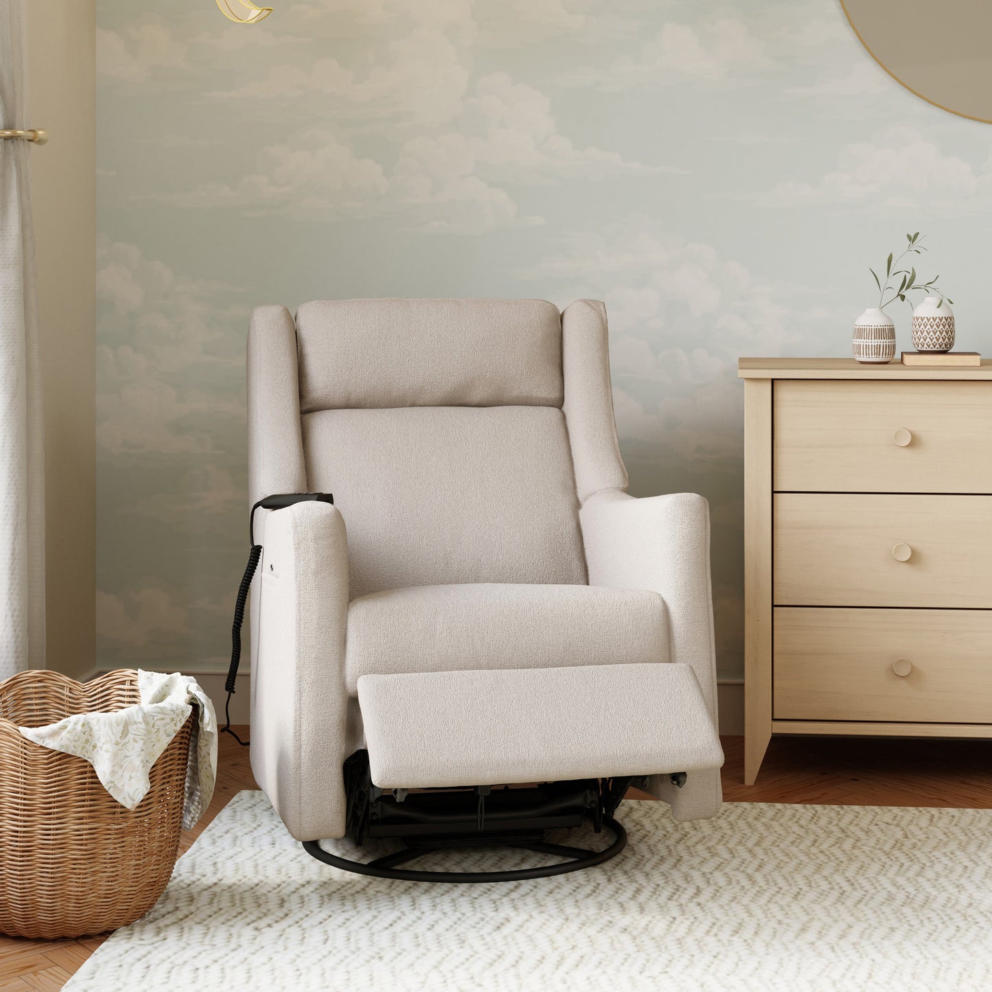 M11283PBEW,Kiwi Deluxe Power Glider Recliner w/Heat&Massage in Performance Beach Eco-Weave