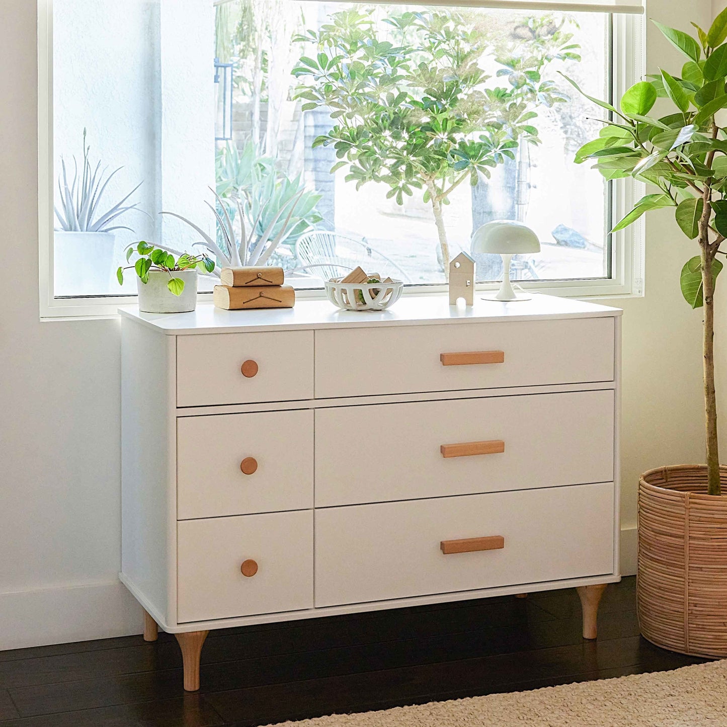 M9016WN,Lolly 6-Drawer Double Dresser  Assembled in White/Natural